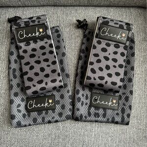 Cheeki resistance bands. Brand new but no tags. Never used.